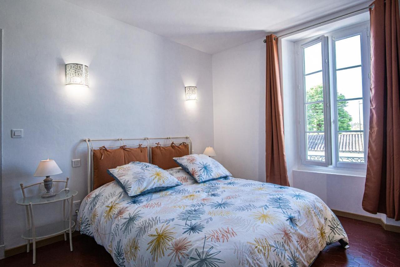 Maison Avec Jardin Proche Du Centre-Ville Isle-Sur-La-Sorgue リル・シュル・ラ・ソルギュ エクステリア 写真