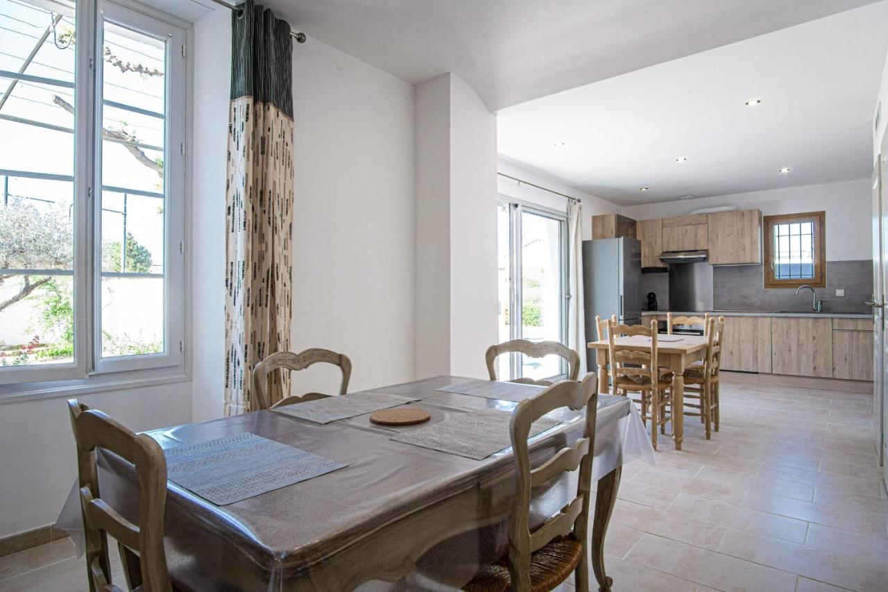 Maison Avec Jardin Proche Du Centre-Ville Isle-Sur-La-Sorgue リル・シュル・ラ・ソルギュ エクステリア 写真