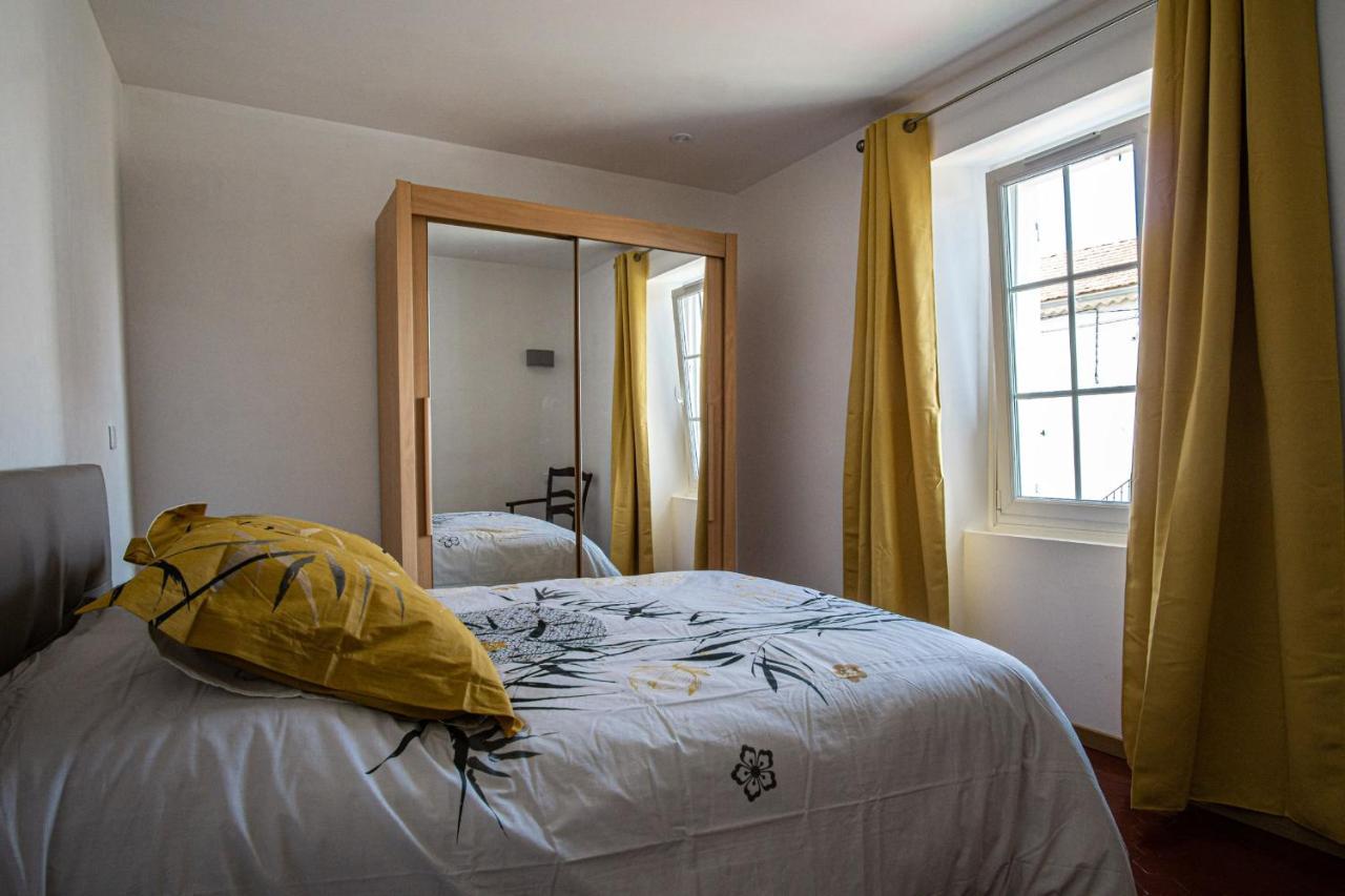 Maison Avec Jardin Proche Du Centre-Ville Isle-Sur-La-Sorgue リル・シュル・ラ・ソルギュ エクステリア 写真